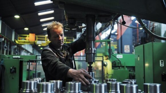 Right to Work States' Factory Job Growth Triple Forced-Unionism States'