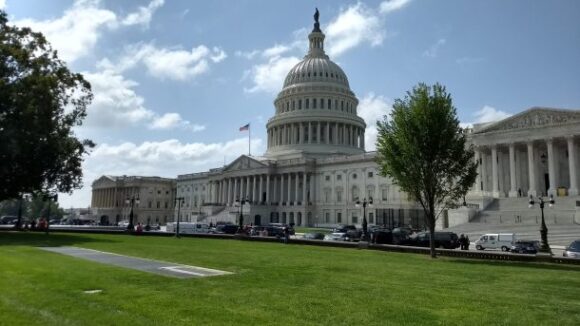 U.S. Senators Vote on Right to Work Amendment to Union Boss Bill